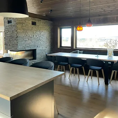 Spacious Mountain With Fantastic Views Vakantiehuis *