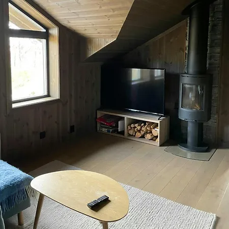 Spacious Mountain With Fantastic Views