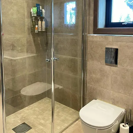 Spacious Mountain With Fantastic Views بيت للعطل